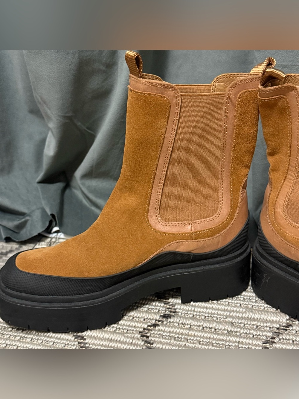 Sam Edelman Lulia Nubuck Caramel Suede Chunky Boot Women's Size 9 Chelsea - Picture 8 of 12